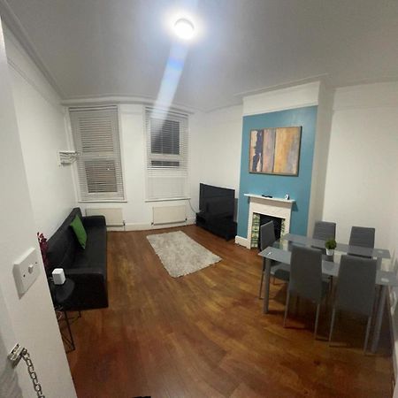 Cricklewood Broadway Guest Home Londres Exterior foto