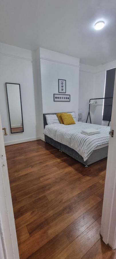 Cricklewood Broadway Guest Home Londres Exterior foto